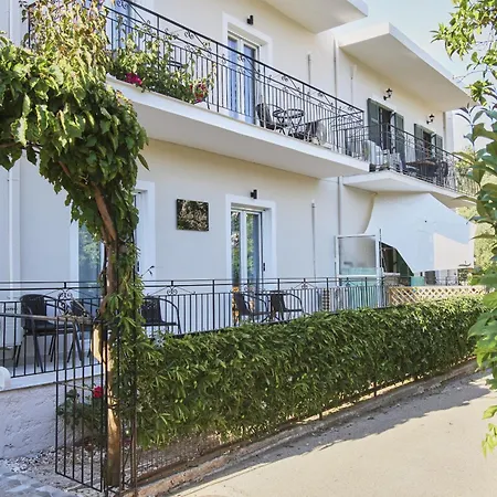 Casiopia Garden House Apartment